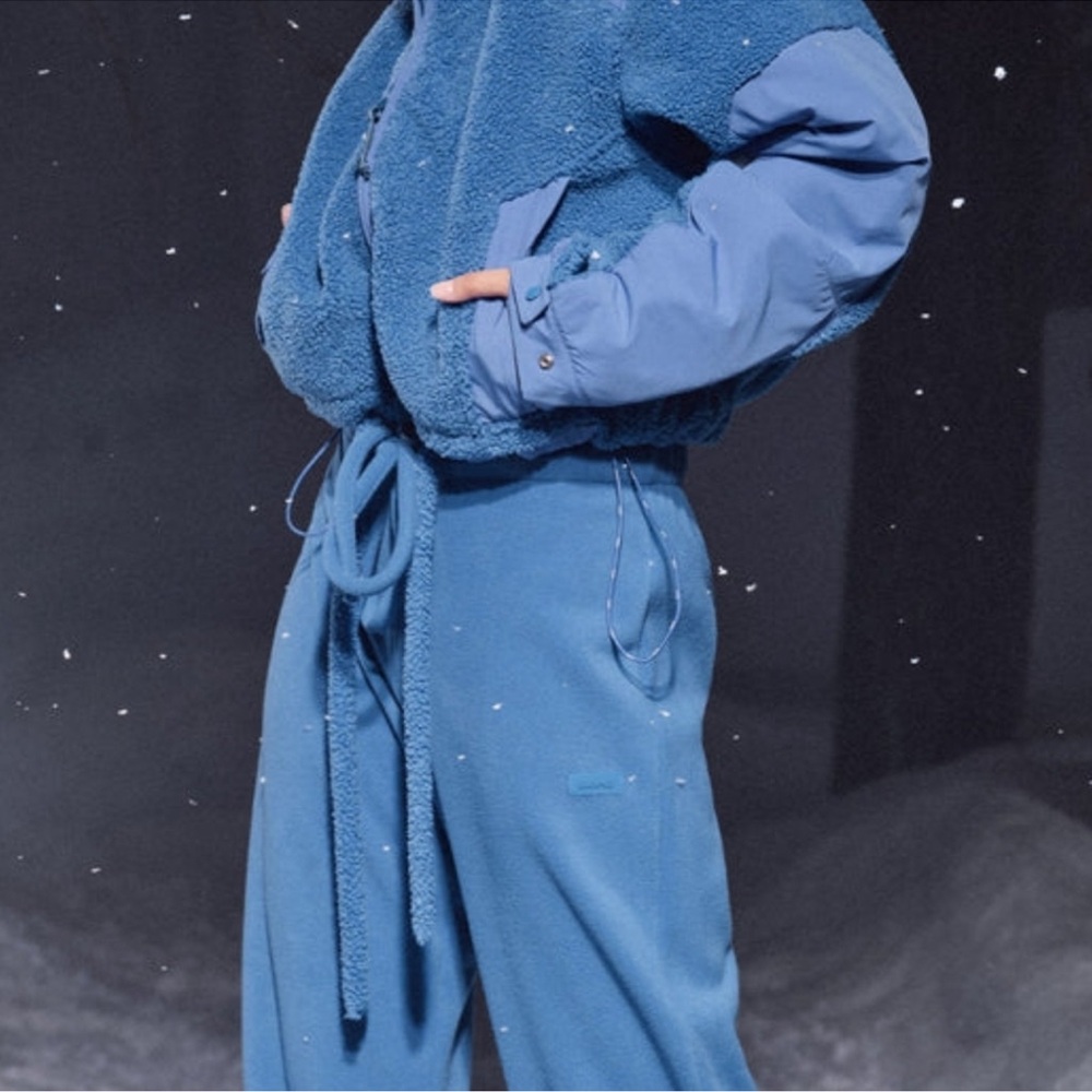 SKIMS Teddy Jacket - Azure - Picture 3 of 9